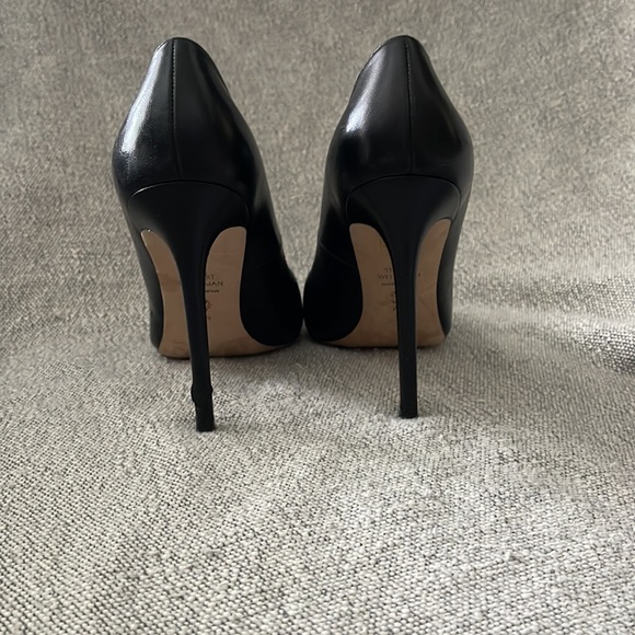 Stuart Weitzman black leather heels - Picture 2 of 8
